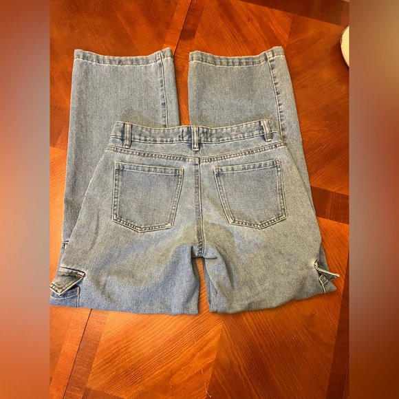 Revolve Women’s Denim Cargo Jeans High Waist Wide Leg 01 - Picture 5 of 12